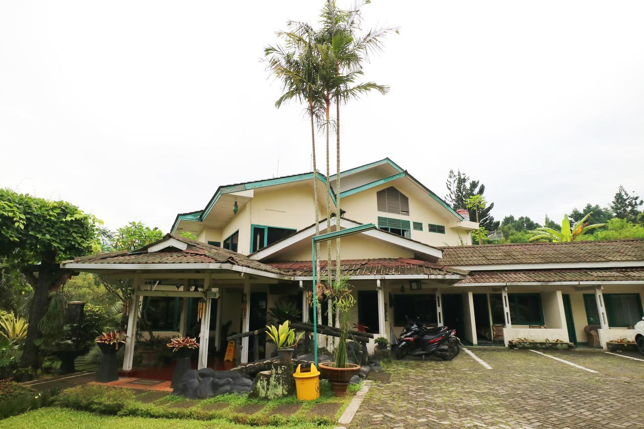 Hotel Bonita Puncak Cisarua Exterior foto